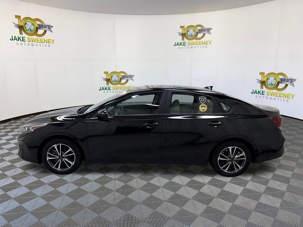 Used 2023 Kia Forte LXS LXS IVT