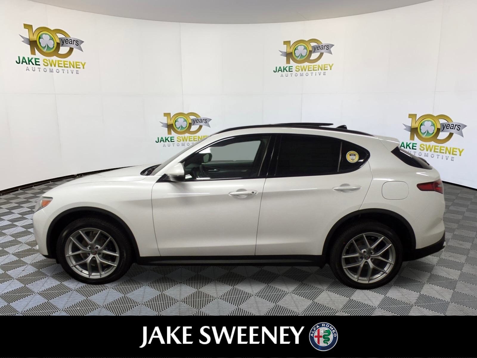 2018 Alfa Romeo Stelvio Ti photo 4