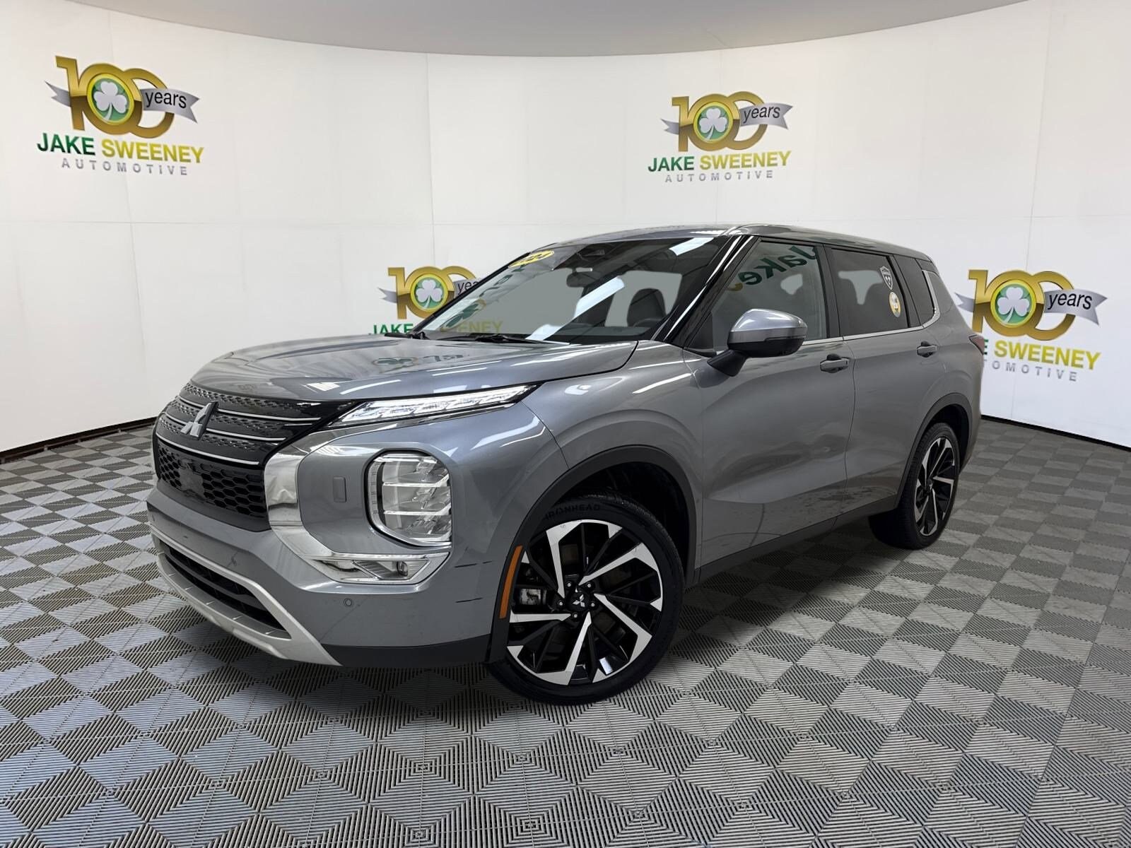 2024 Mitsubishi Outlander SE S-AWC photo 3