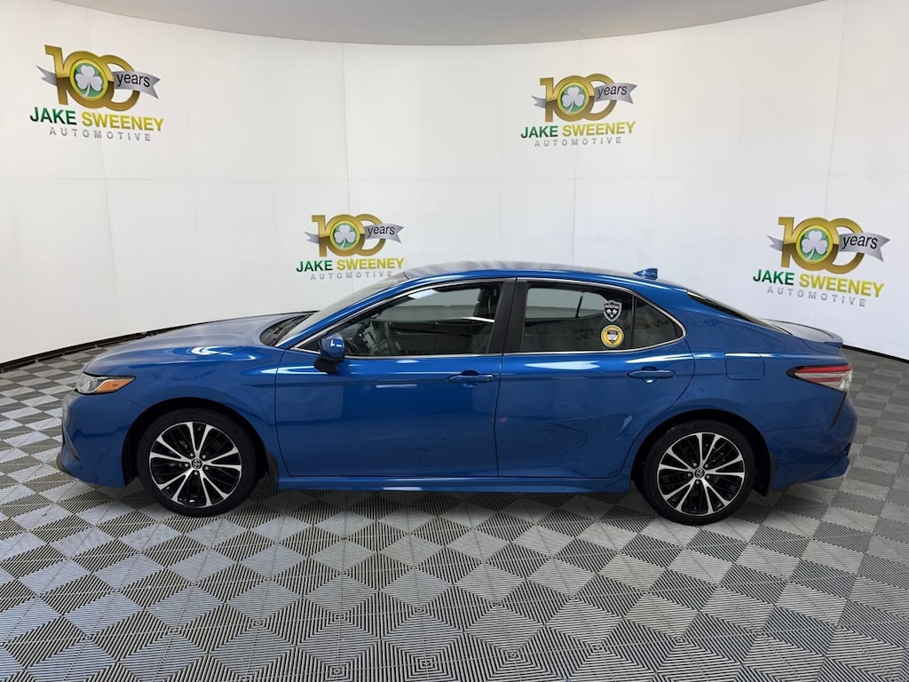 Used 2019 Toyota Camry SE L Auto
