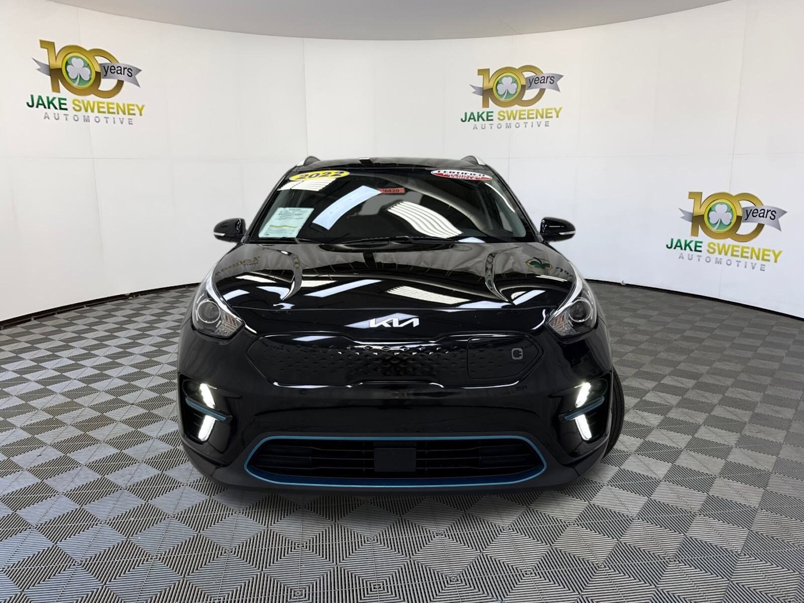 2022 Kia Niro EV EX photo 2