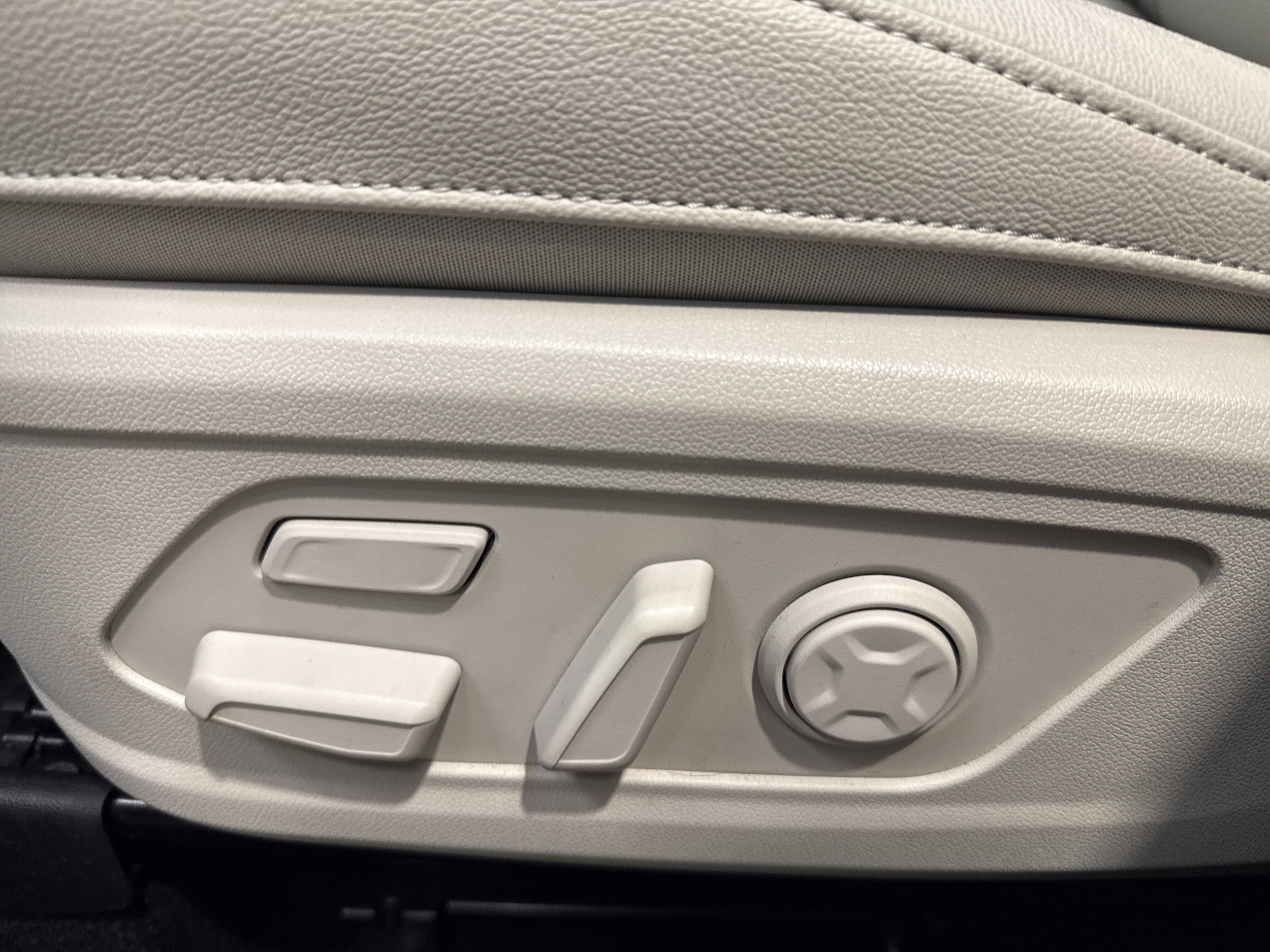 2025 Kia Sorento SX Prestige Hybrid - Photo 26