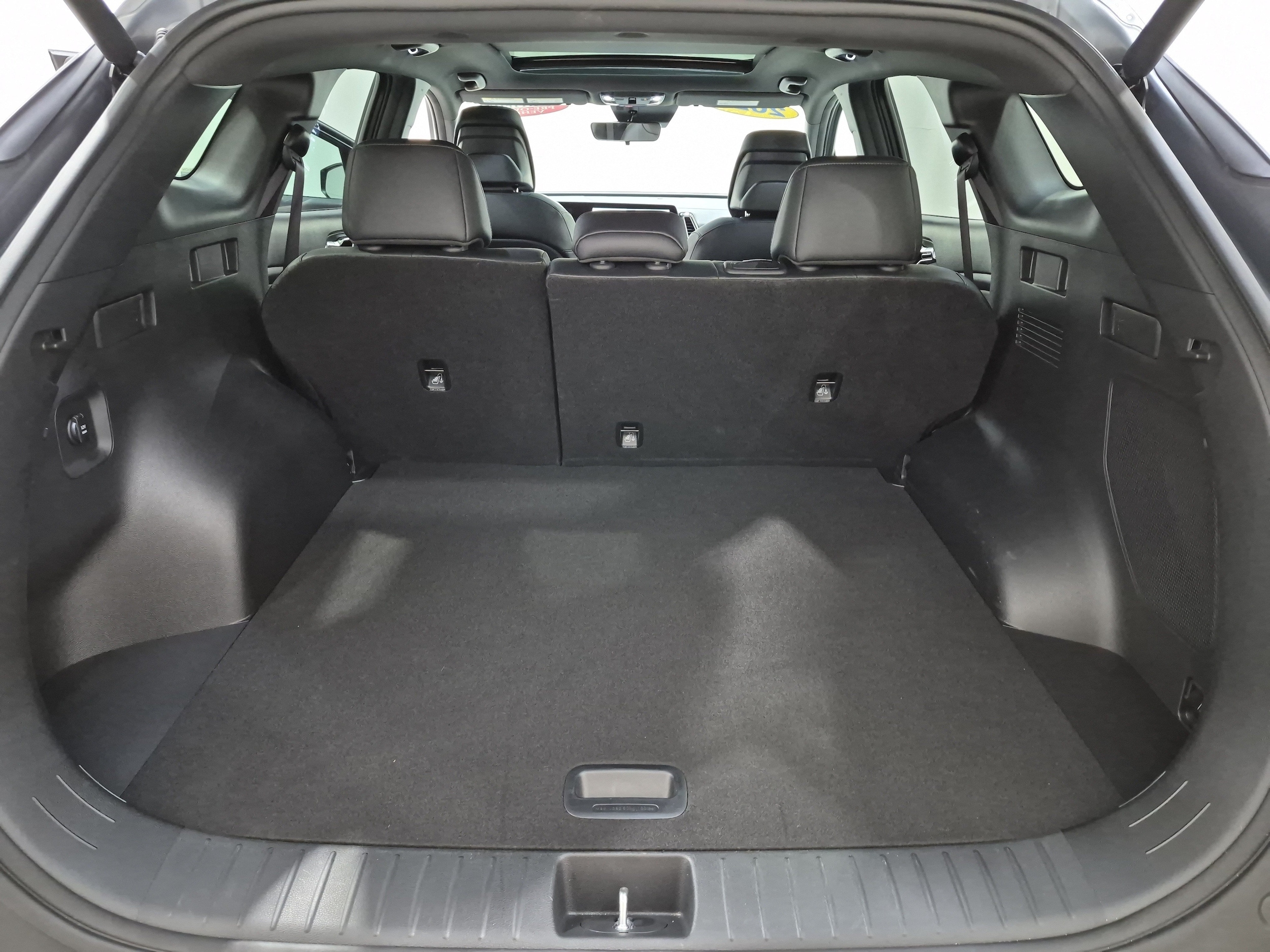 2025 Kia Sportage X-Line Prestige - Photo 28