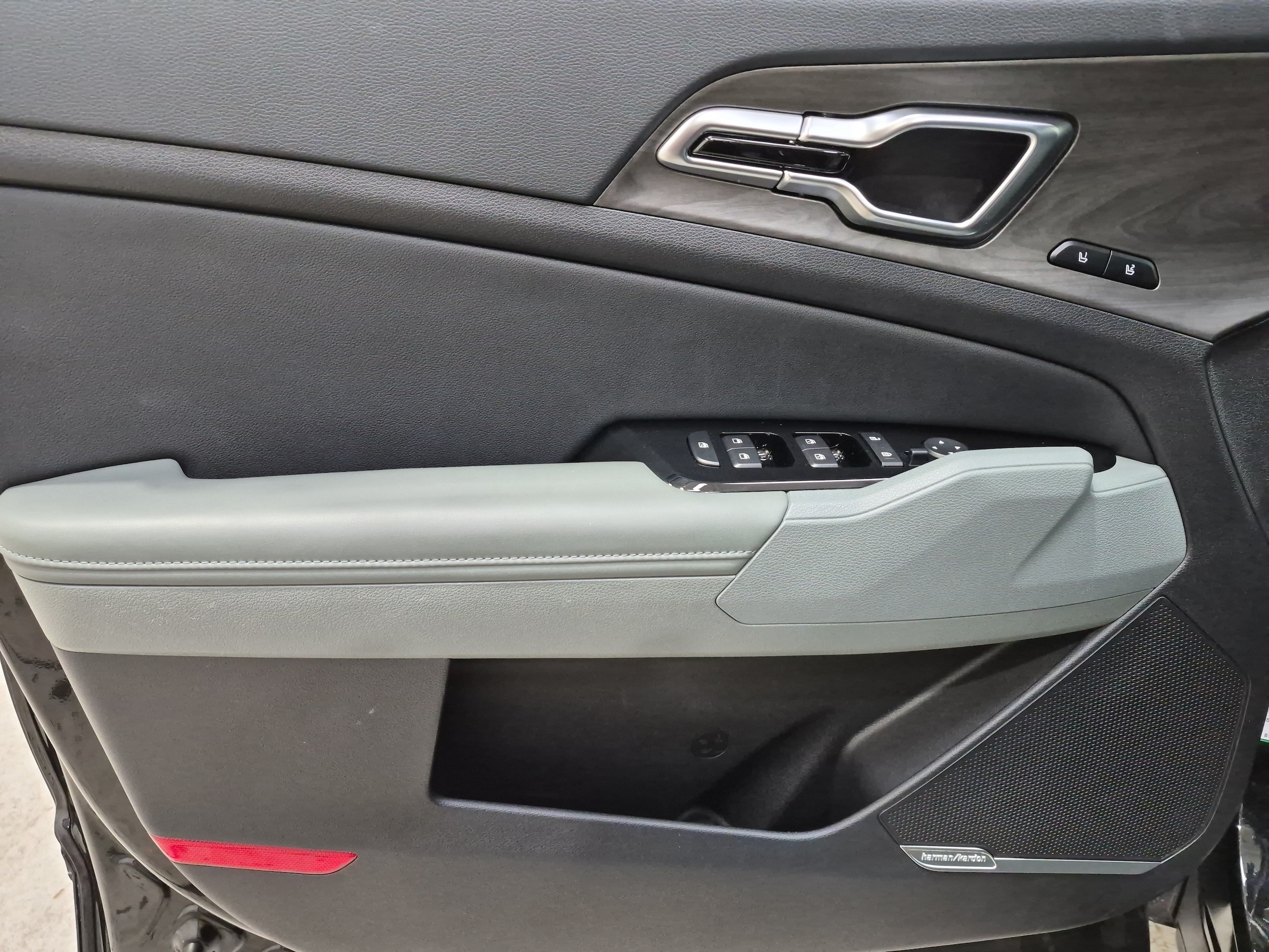 2025 Kia Sportage X-Line Prestige - Photo 26