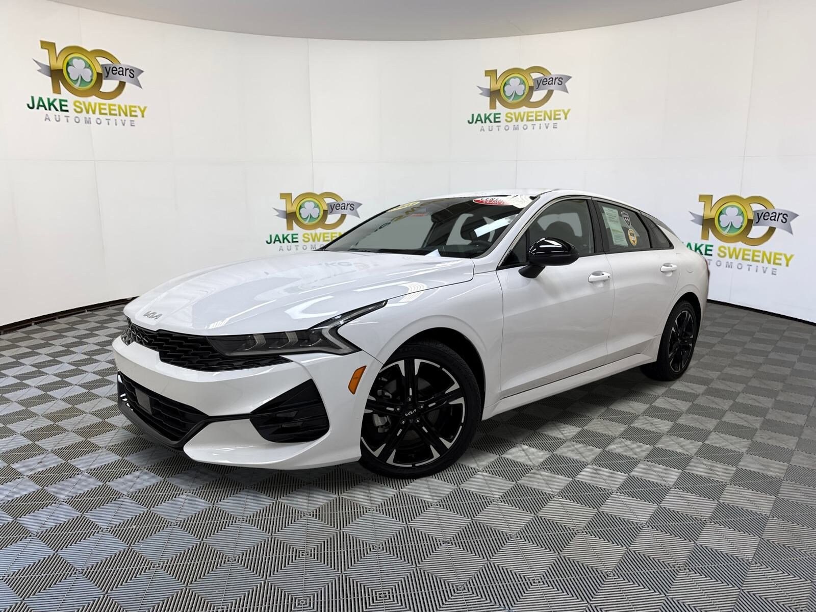 2023 Kia K5 GT-Line photo 3