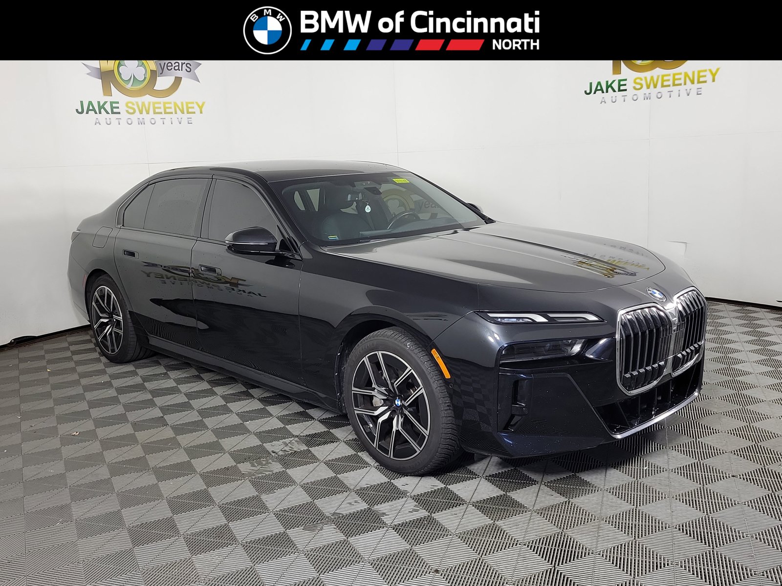 2023 BMW 7 Series 760i xDrive's photo