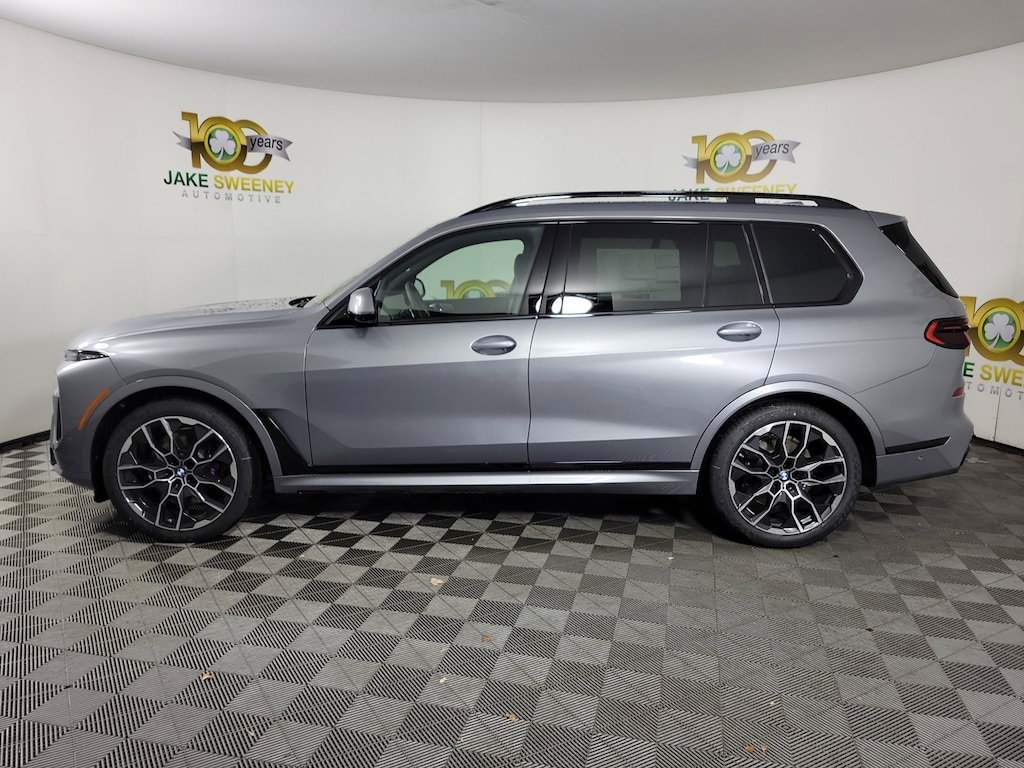 New 2026 BMW X7 xDrive40i SUV