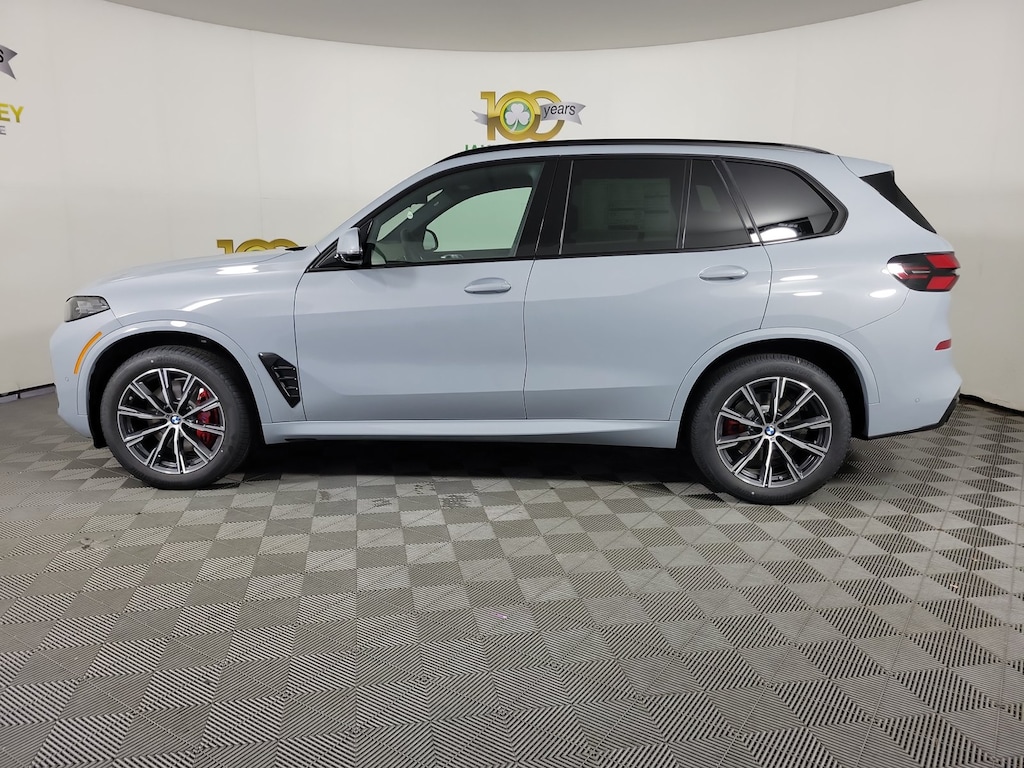 New 2026 BMW X5 xDrive40i SUV
