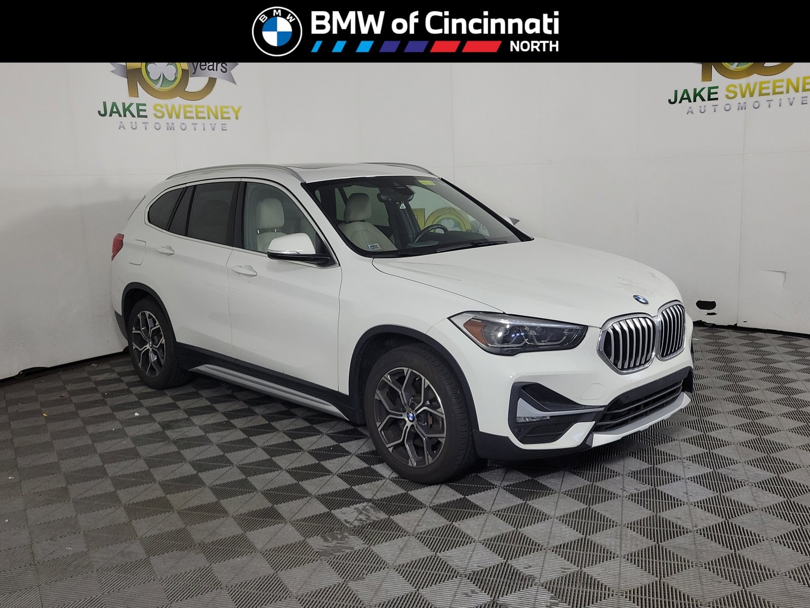 2020 BMW X1 xDrive28i's photo