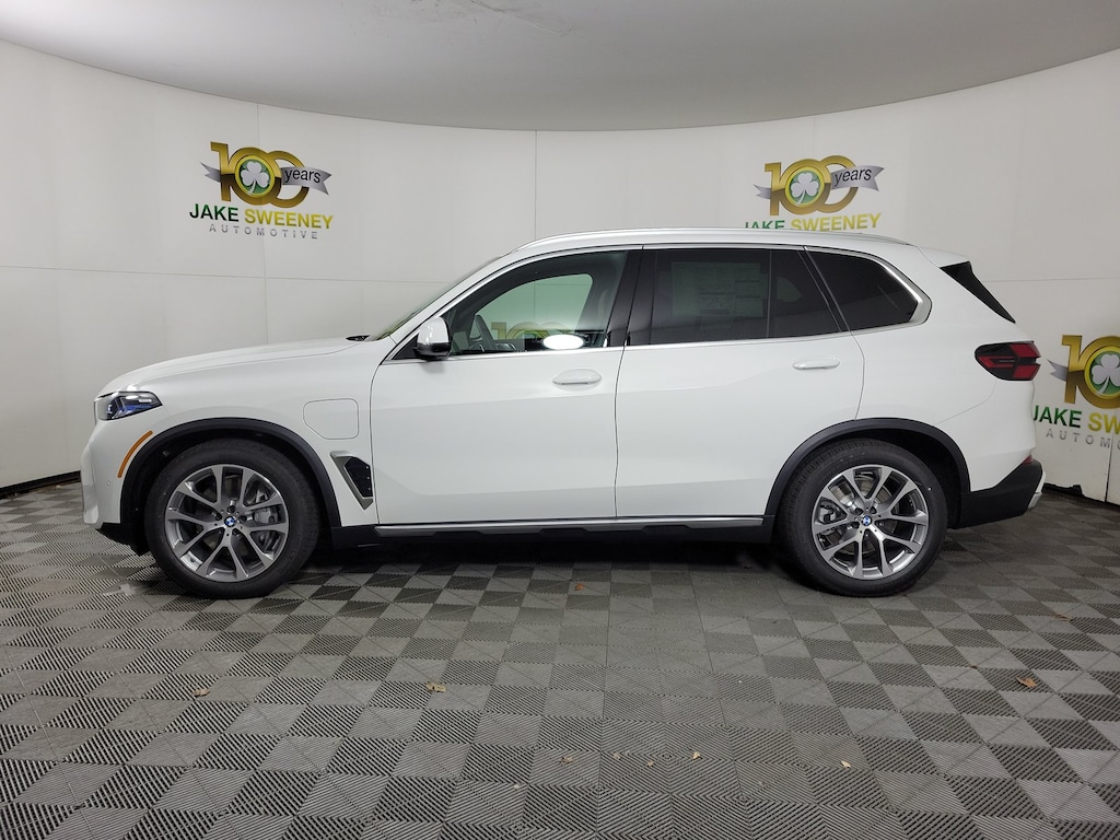New 2026 BMW X5 xDrive50e SUV