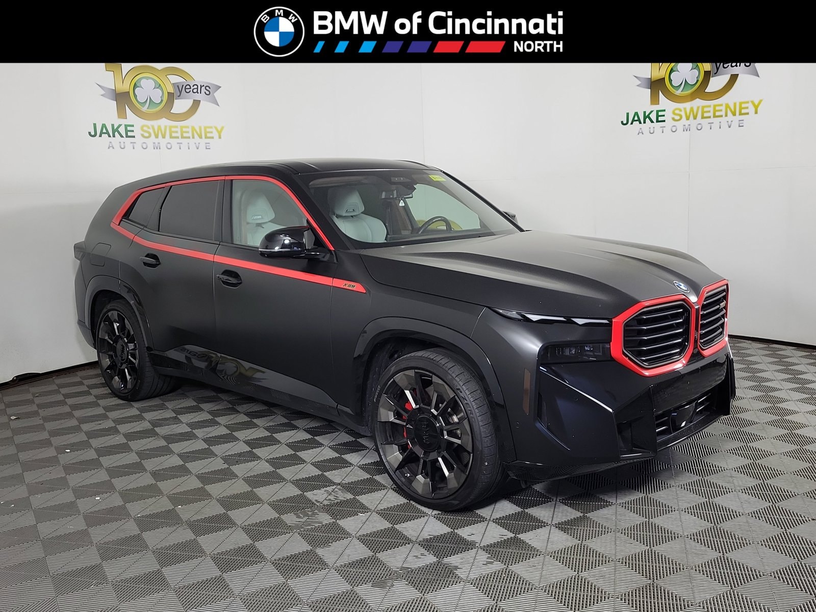 2023 BMW XM -'s photo