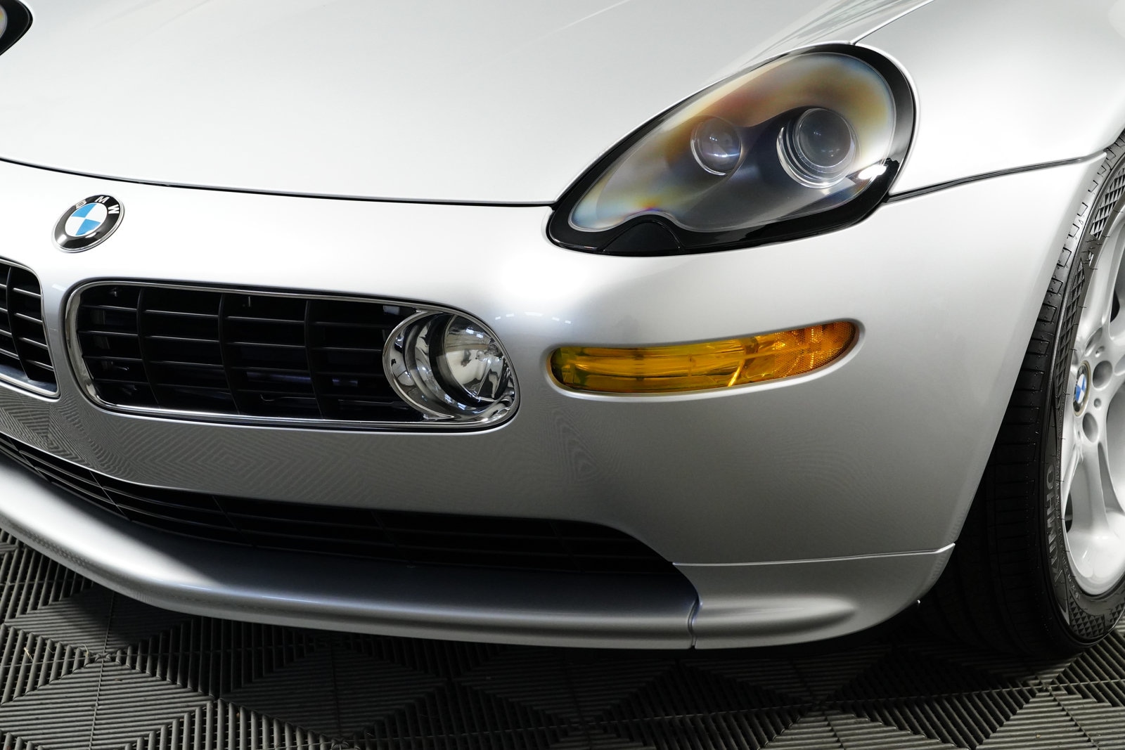 2002 BMW Z8 Base - Photo 11