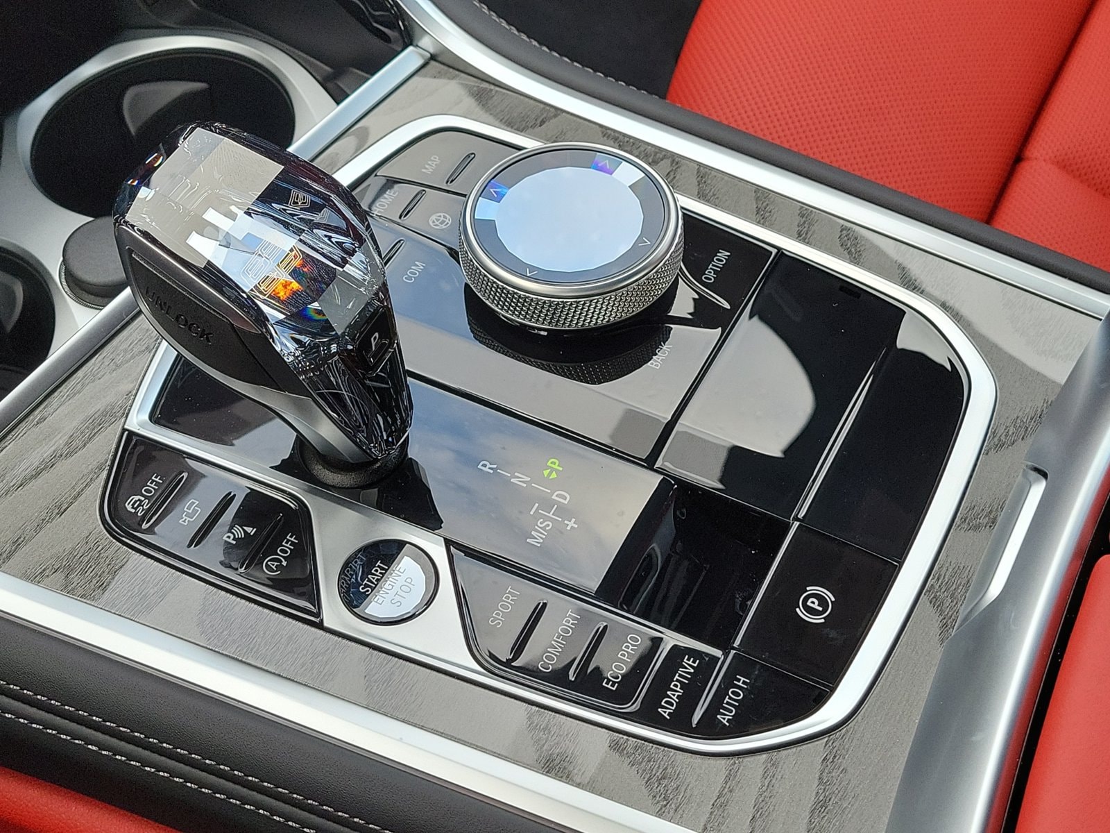 2026 BMW 8 Series 840i - Photo 22