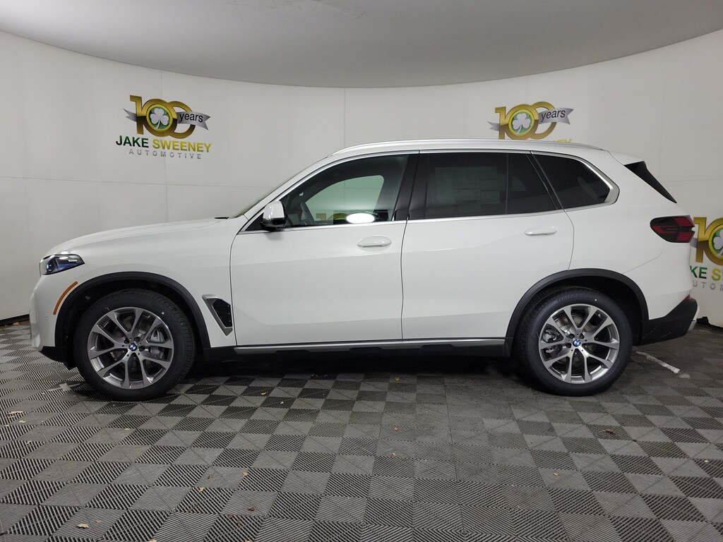 New 2026 BMW X5 xDrive40i SUV