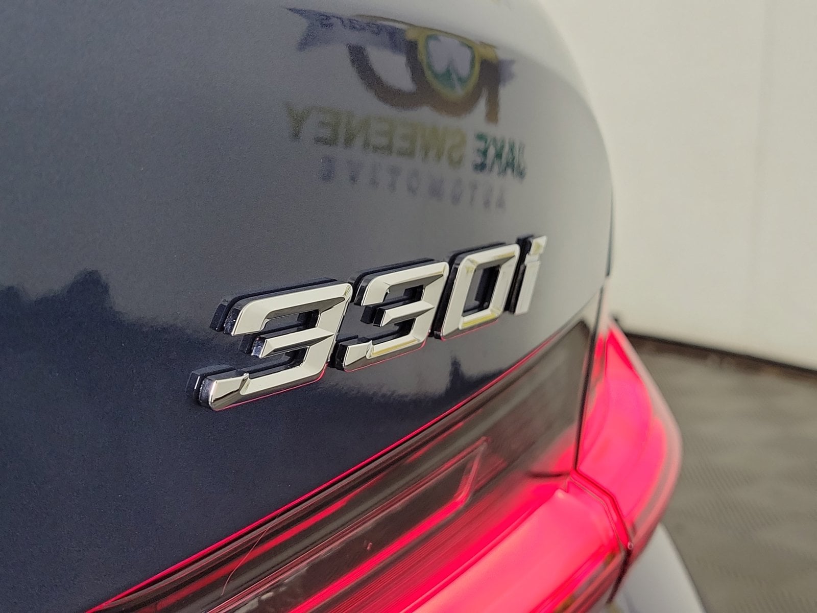 2026 BMW 3 Series 330i - Photo 24