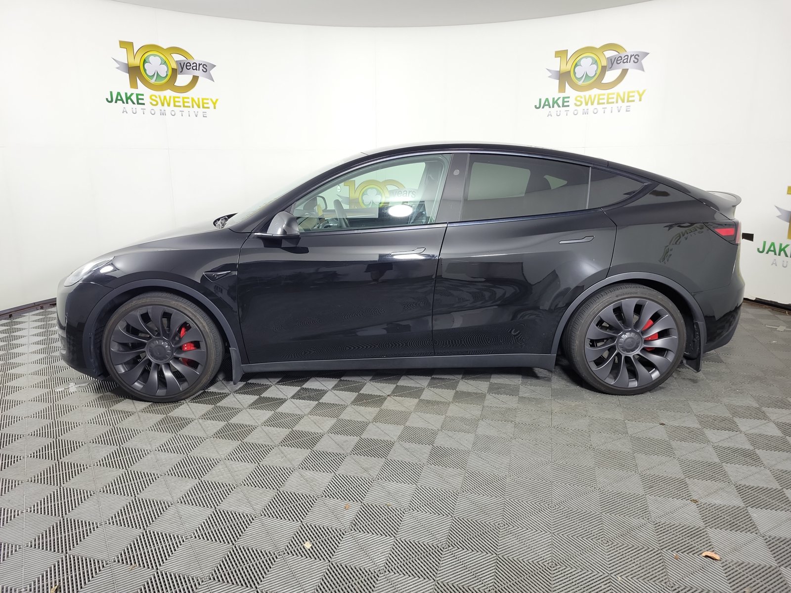 Used 2024 Tesla Model Y Performance with VIN 7SAYGDEF0RA300400 for sale in Cincinnati, OH