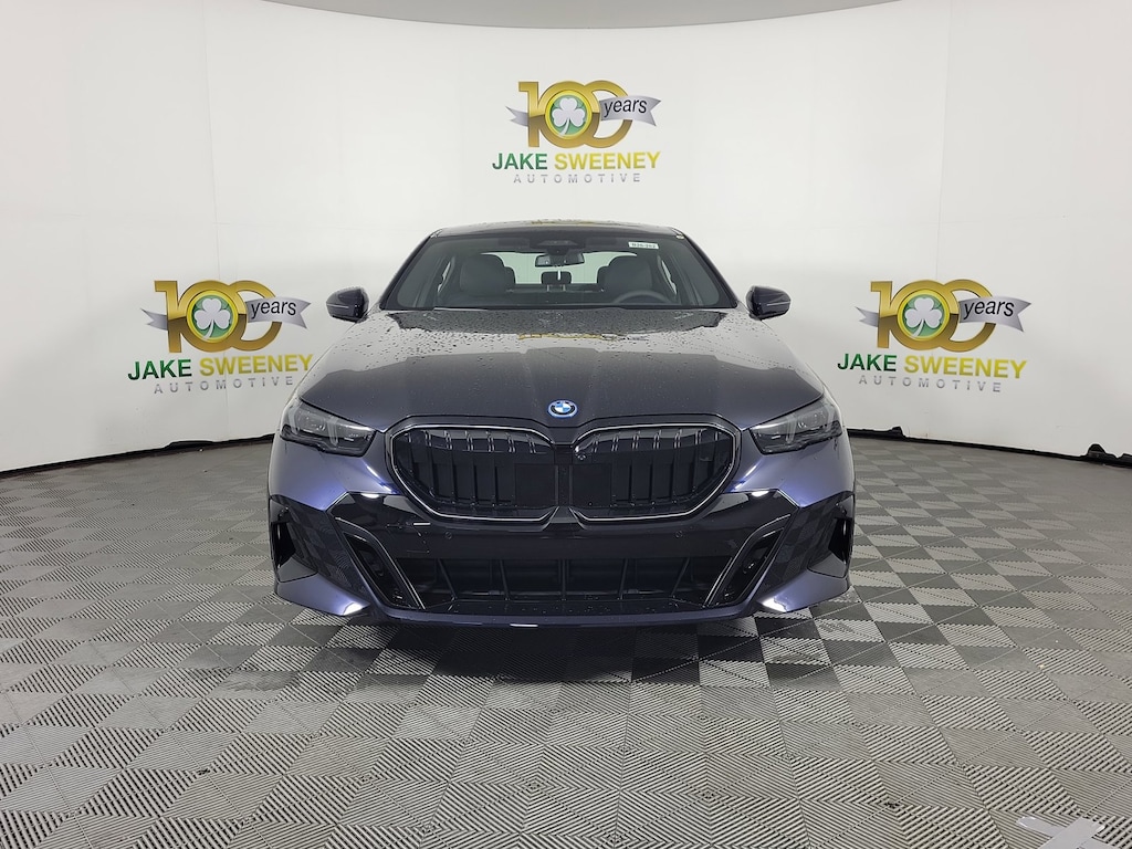 New 2026 BMW 5 Series 550e xDrive Sedan