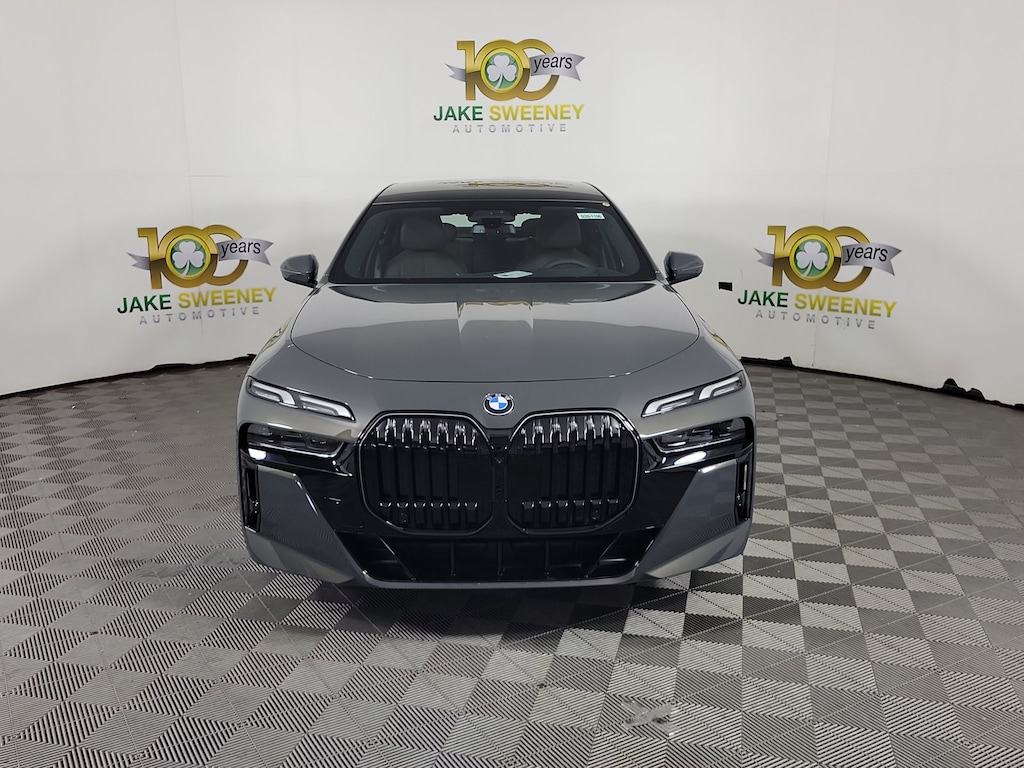 New 2026 BMW 7 Series 740i xDrive Sedan