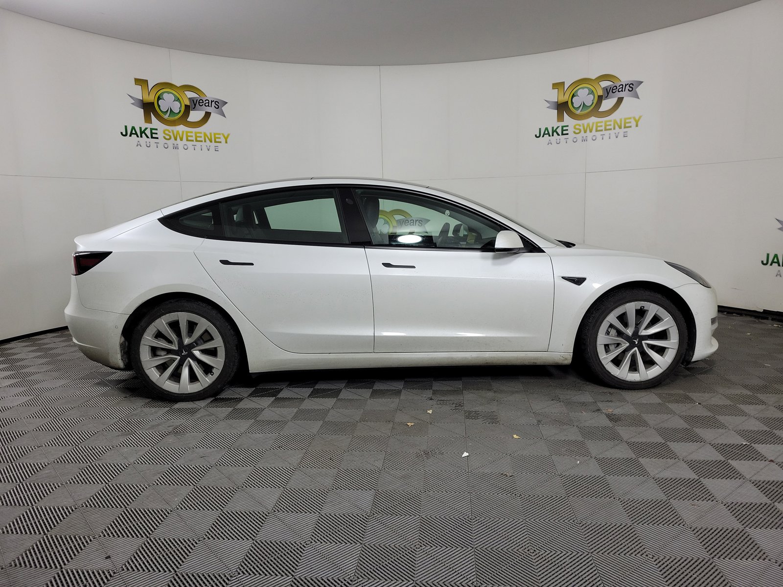 2022 Tesla Model 3 Long Range photo 4