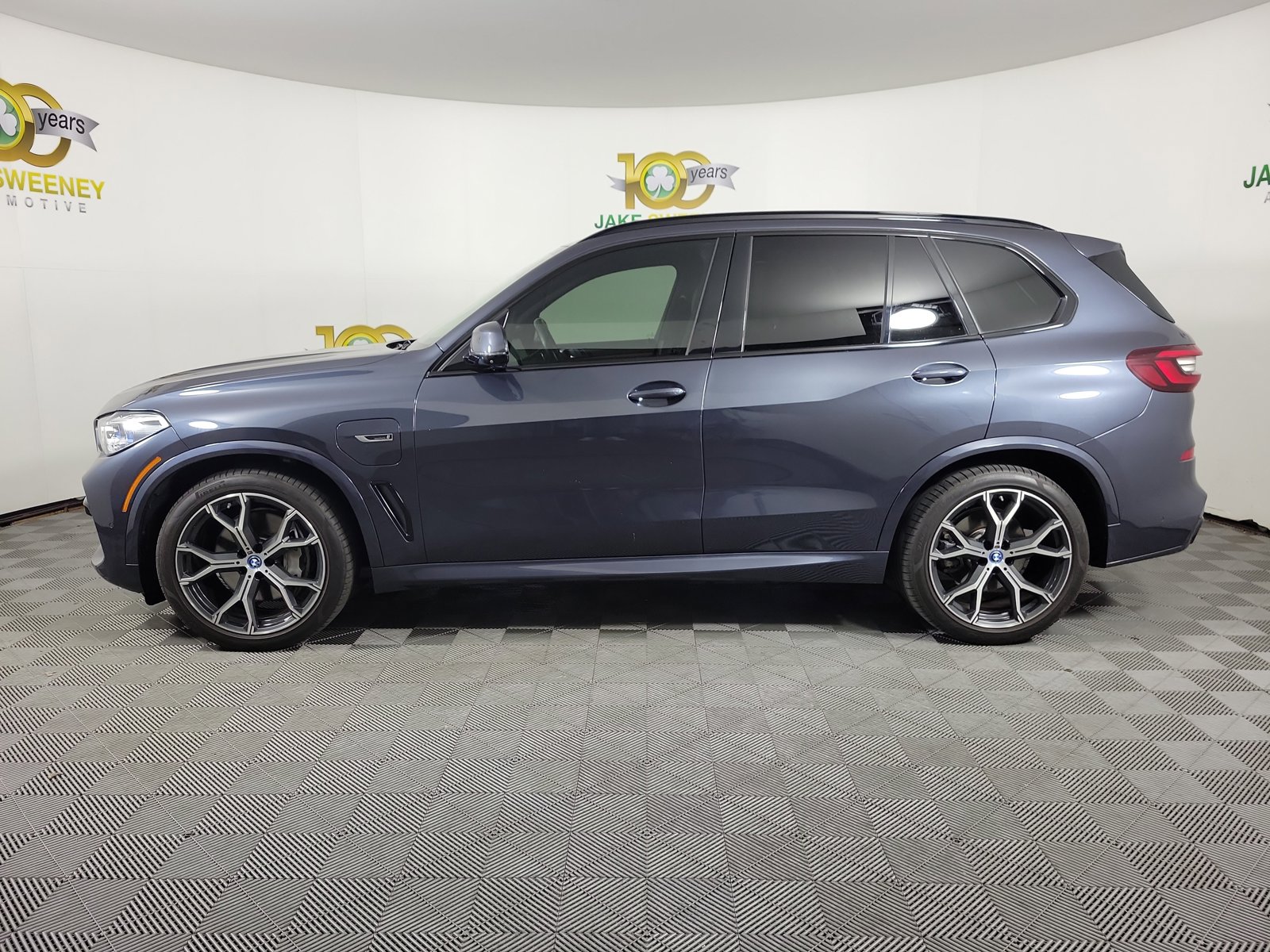 2022 Bmw X5 xDrive45e M photo 2