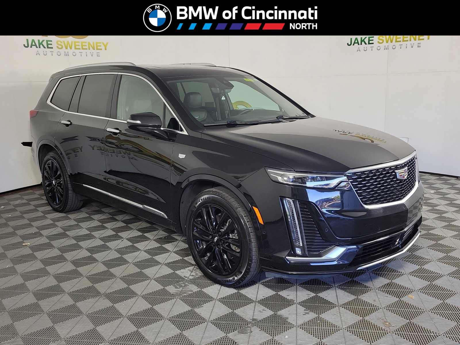  CADILLAC XT6