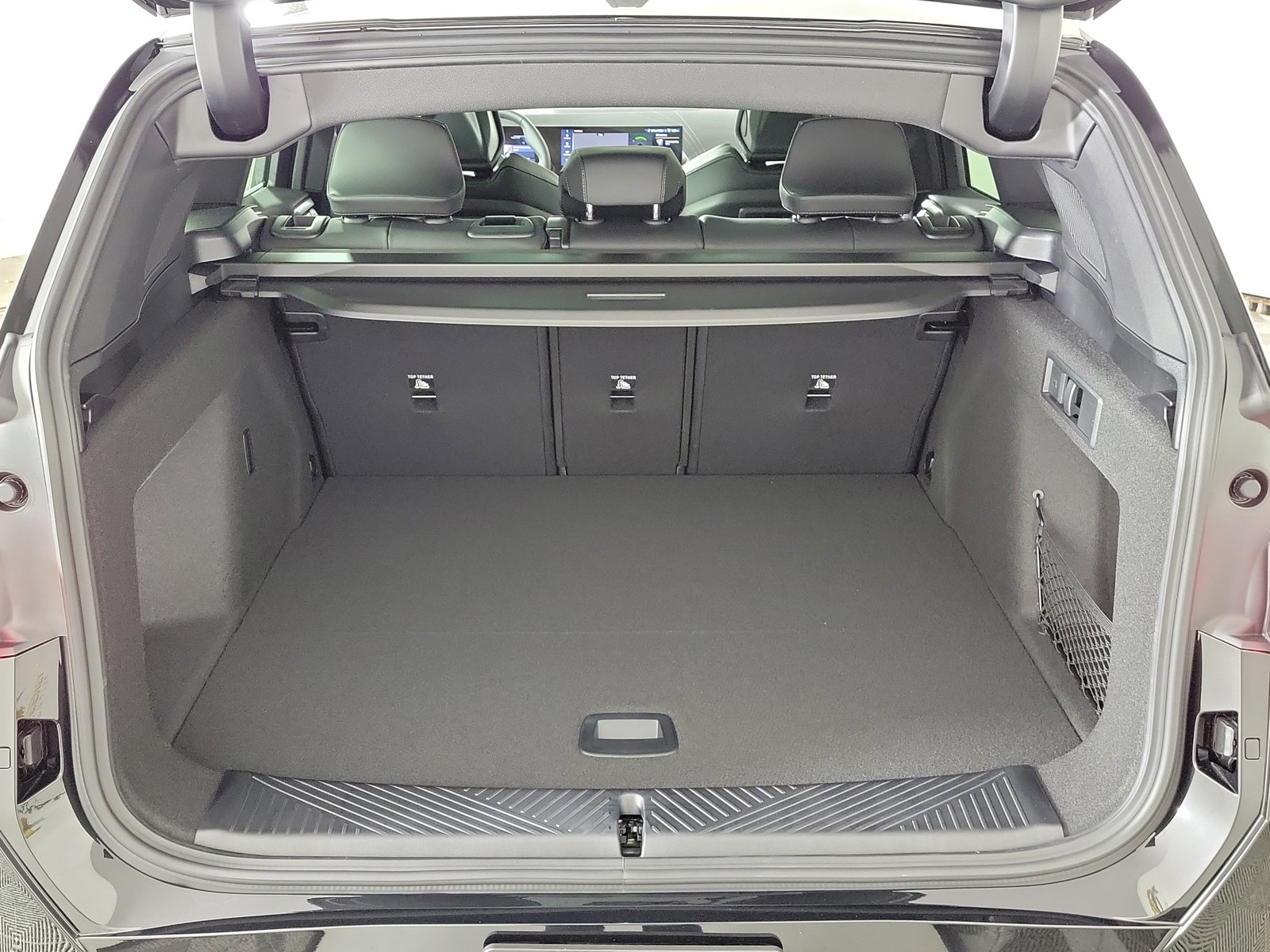 2026 BMW X3 30 - Photo 25