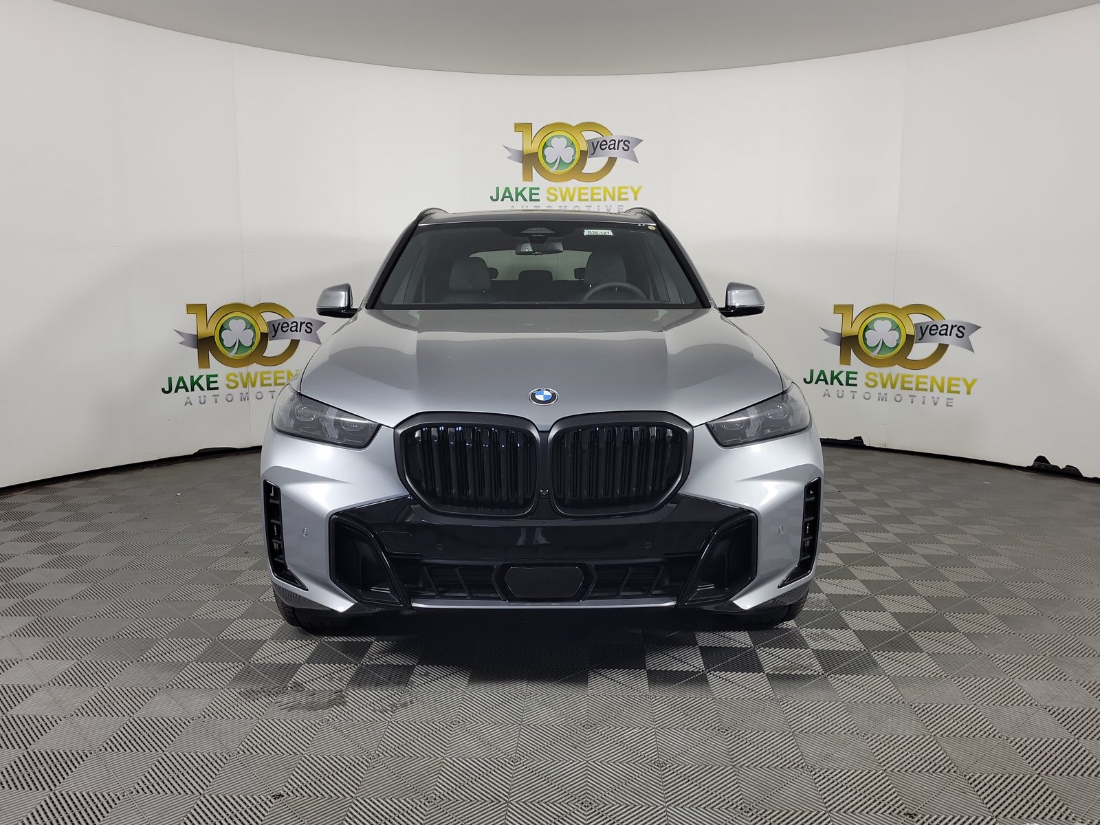 5UX23EU01T9136157