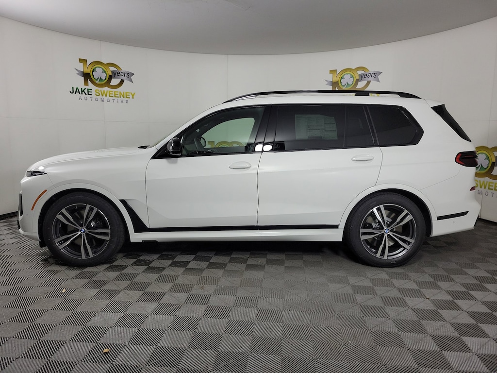 New 2026 BMW X7 M60i SUV