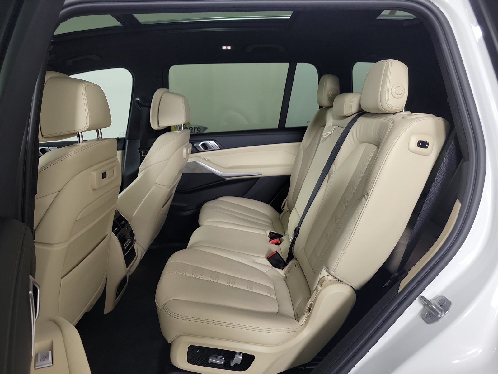 2022 BMW X7 40i - Photo 10