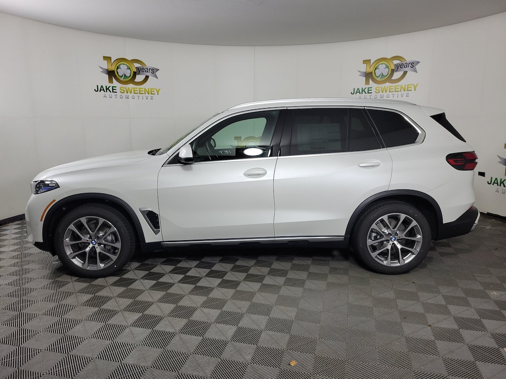 New 2026 BMW X5 xDrive40i SUV