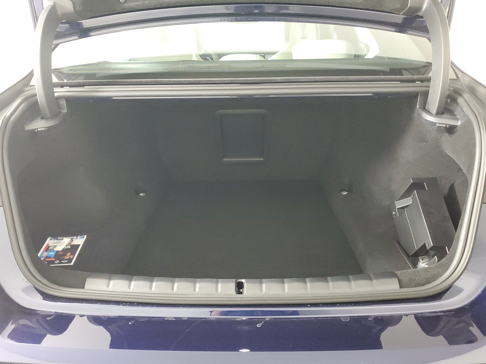 2026 BMW 7 Series 740i - Photo 25