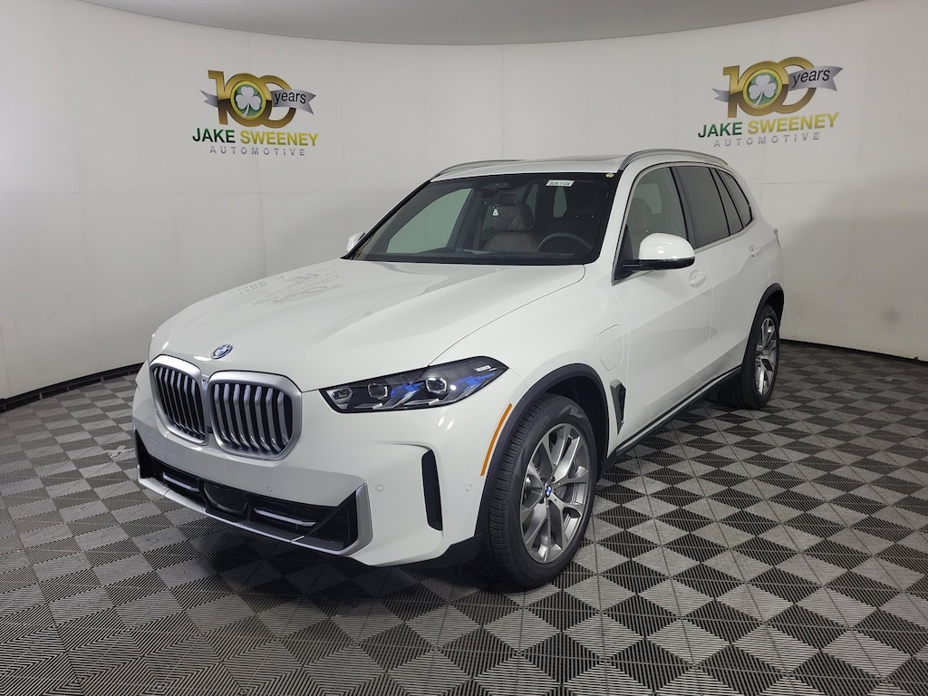 New 2026 BMW X5 xDrive50e SUV