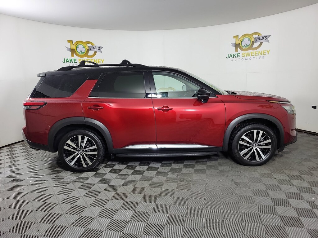 Used 2023 Nissan Pathfinder Platinum 4WD SUV