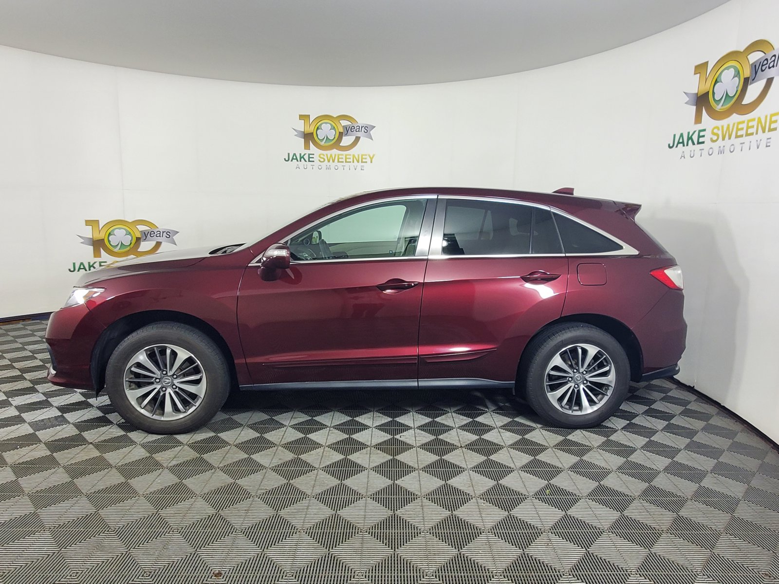 Used 2018 Acura RDX Advance Package with VIN 5J8TB4H72JL013432 for sale in Cincinnati, OH