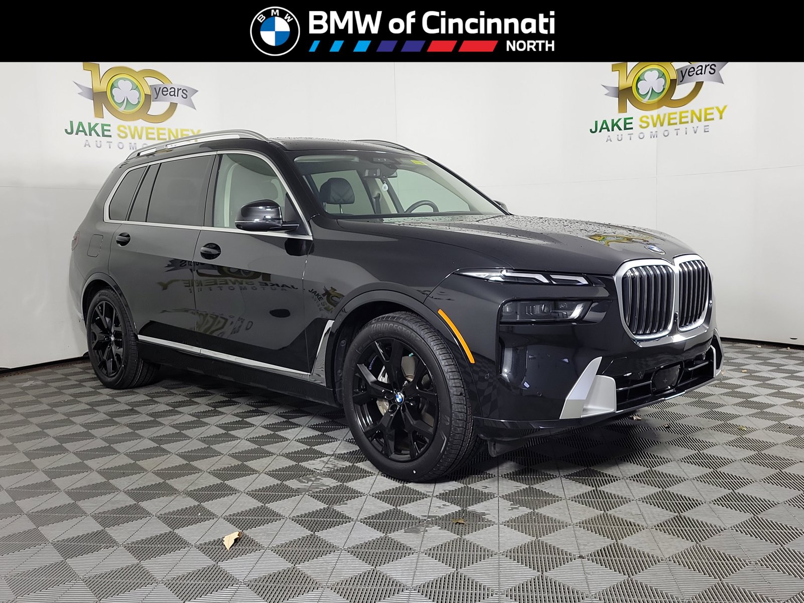 2024 BMW X7 40i's photo