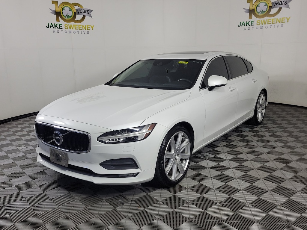 Used 2018 Volvo S90 T5 AWD Momentum Sedan
