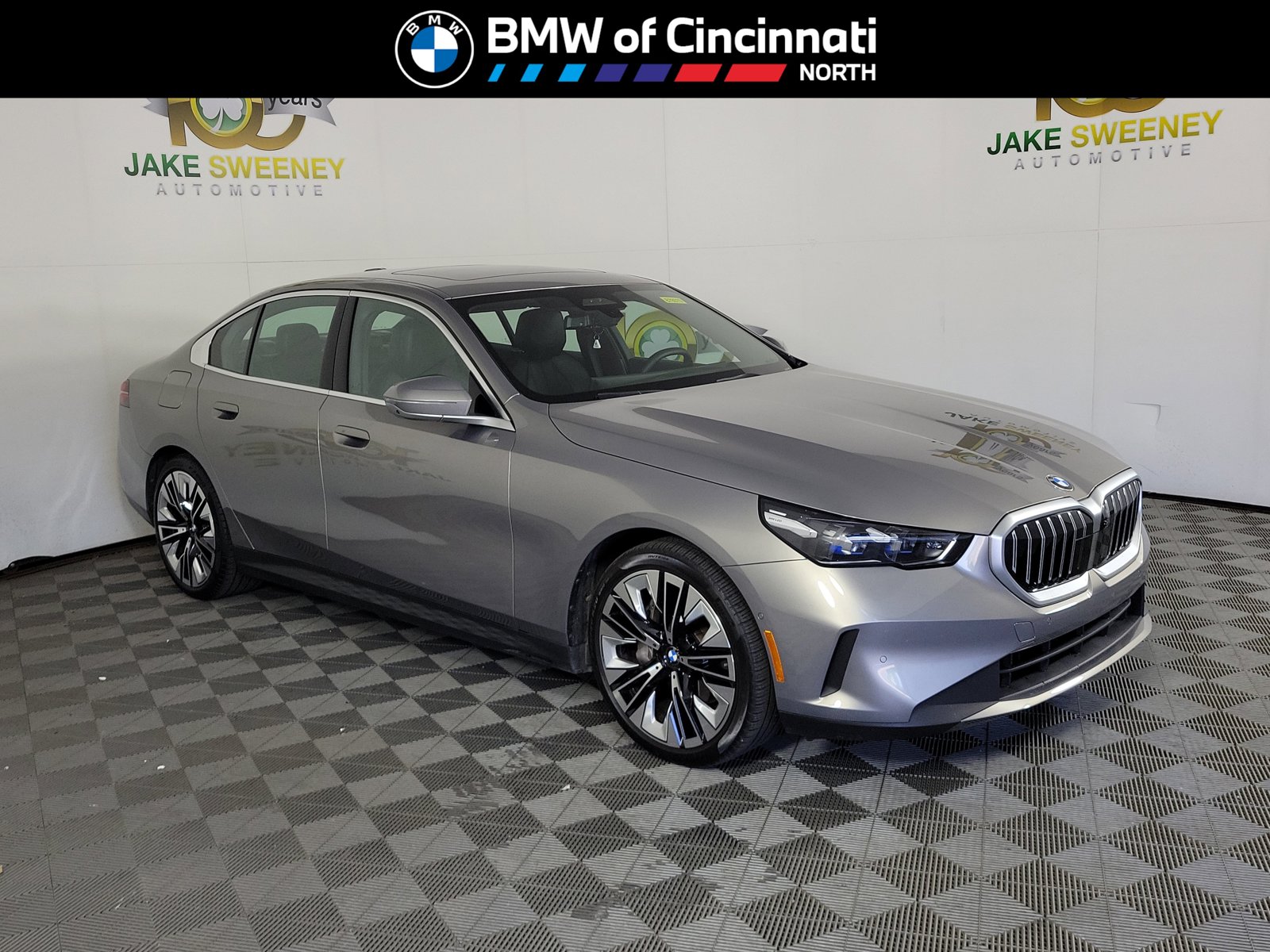 2026 BMW 5 Series 540i xDrive Sedan's photo
