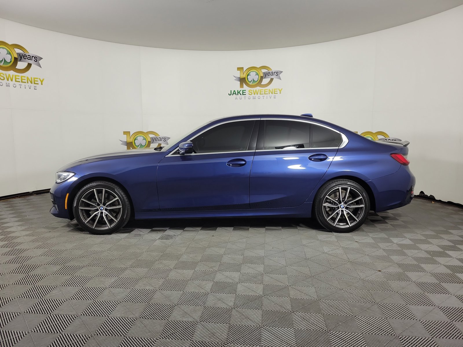 2021 Bmw 330i xDrive photo 2