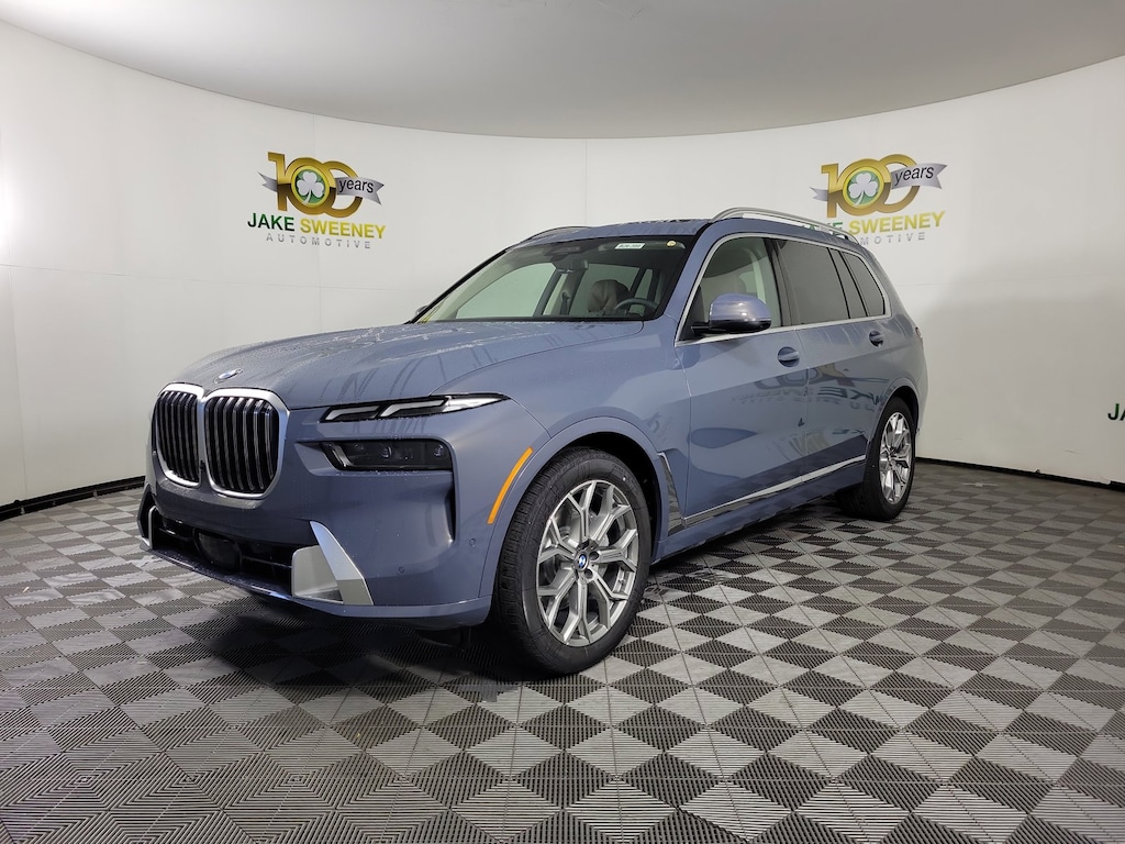 New 2026 BMW X7 xDrive40i SUV