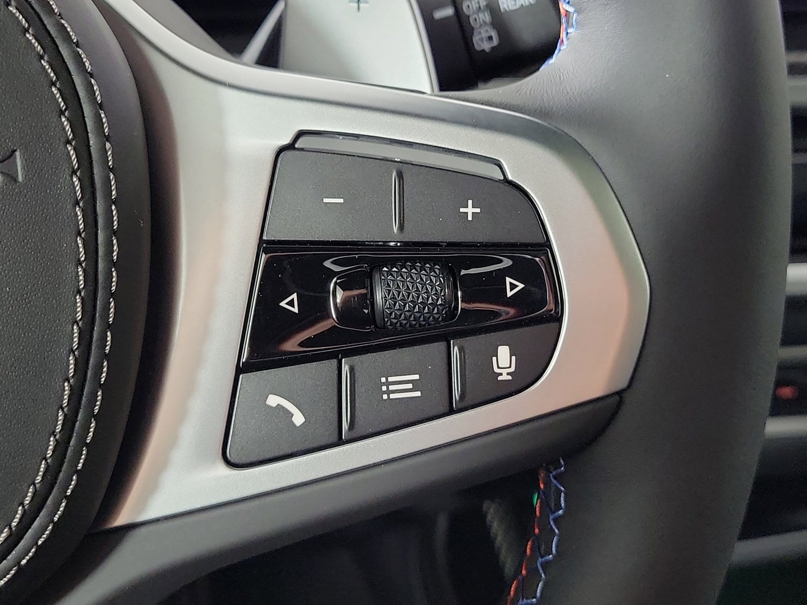 2026 BMW X7 M60i - Photo 14