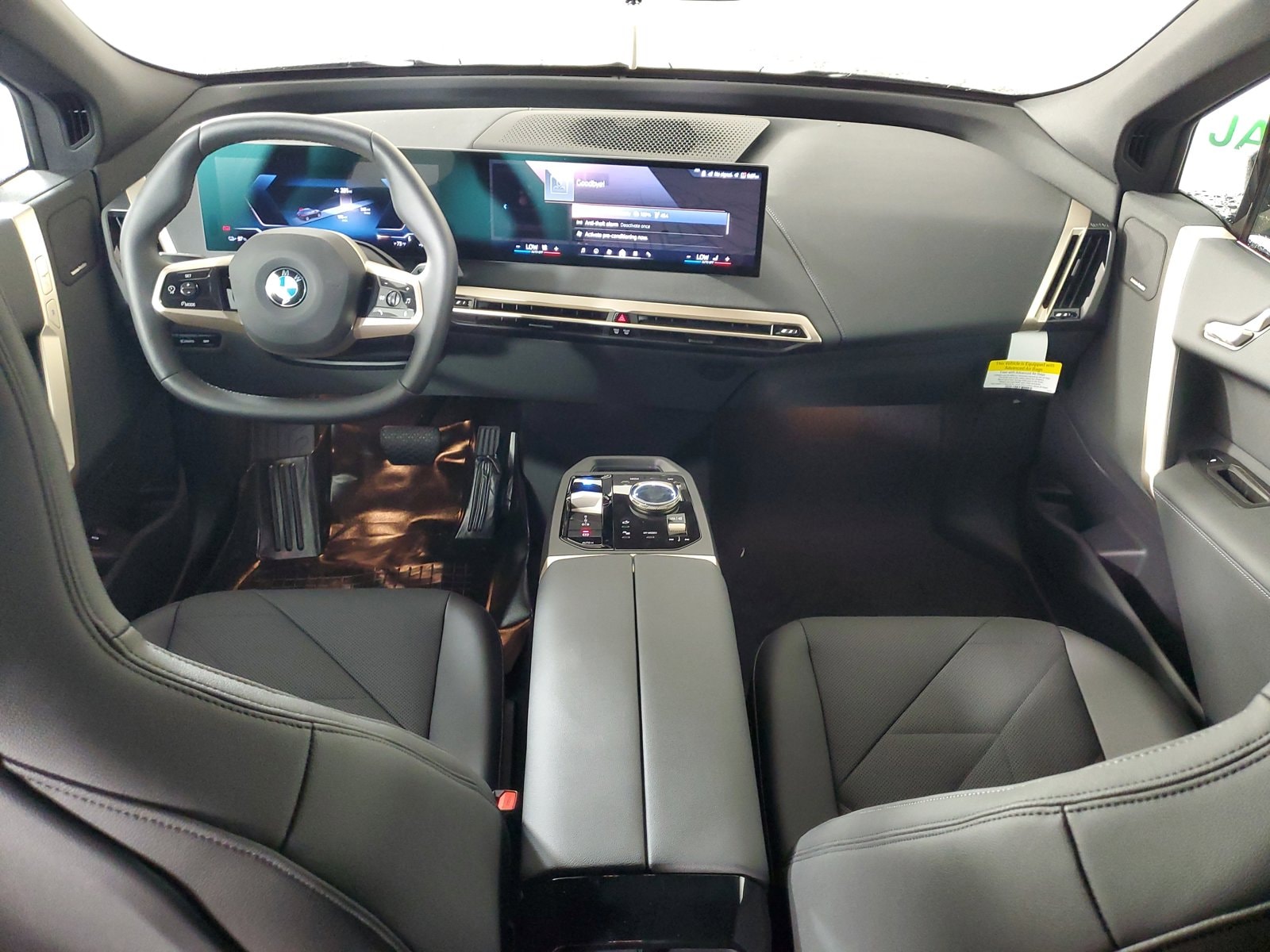 2026 BMW iX 45 - Photo 12