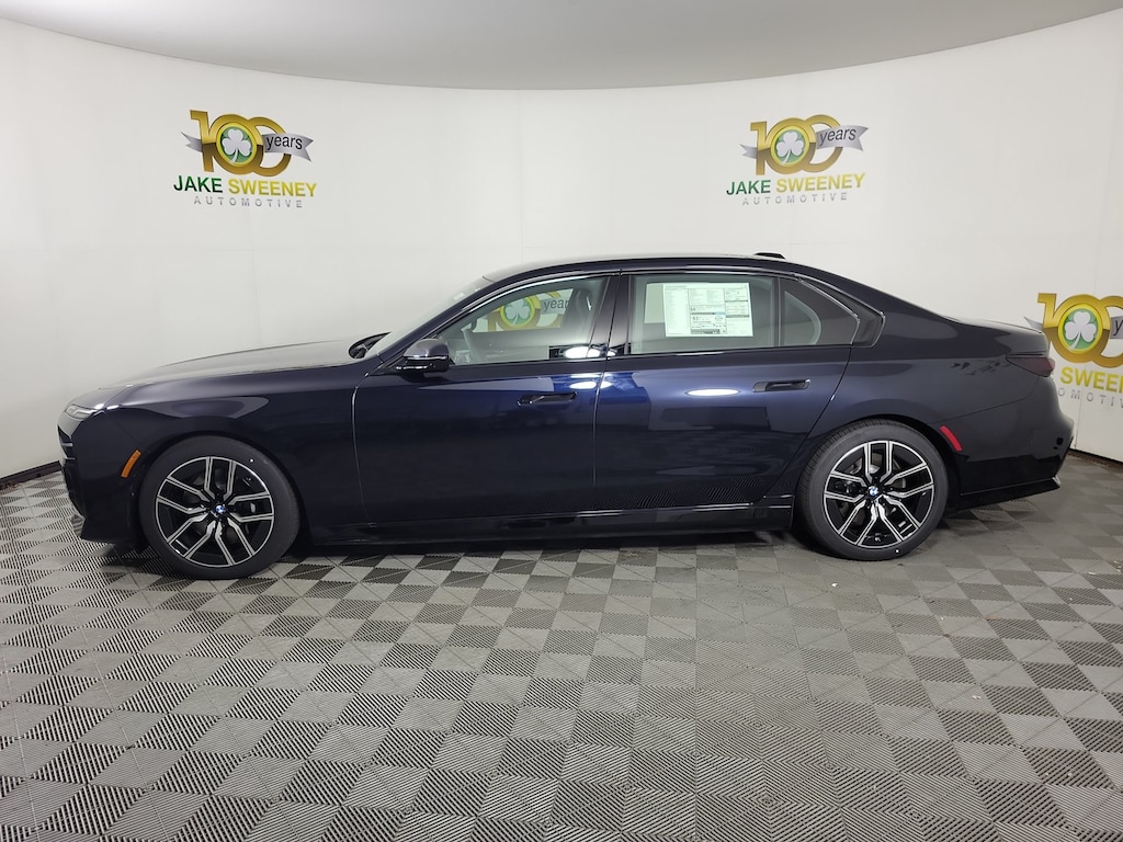 New 2026 BMW i7 xDrive60 Sedan
