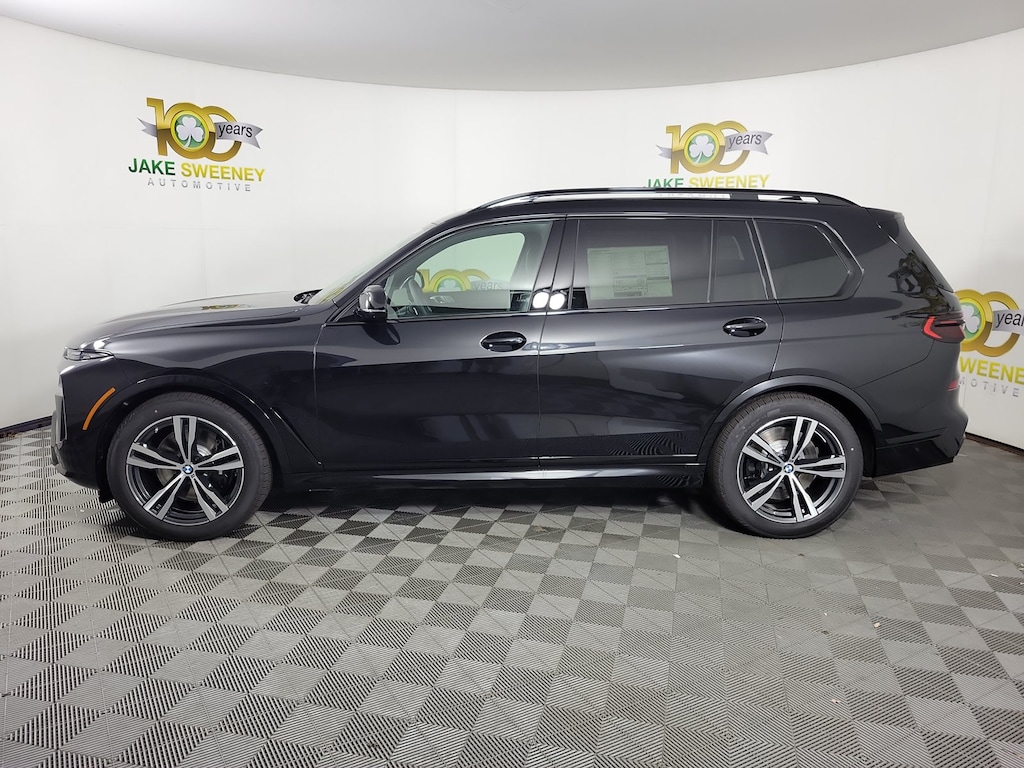 New 2027 BMW X7 M60i SUV