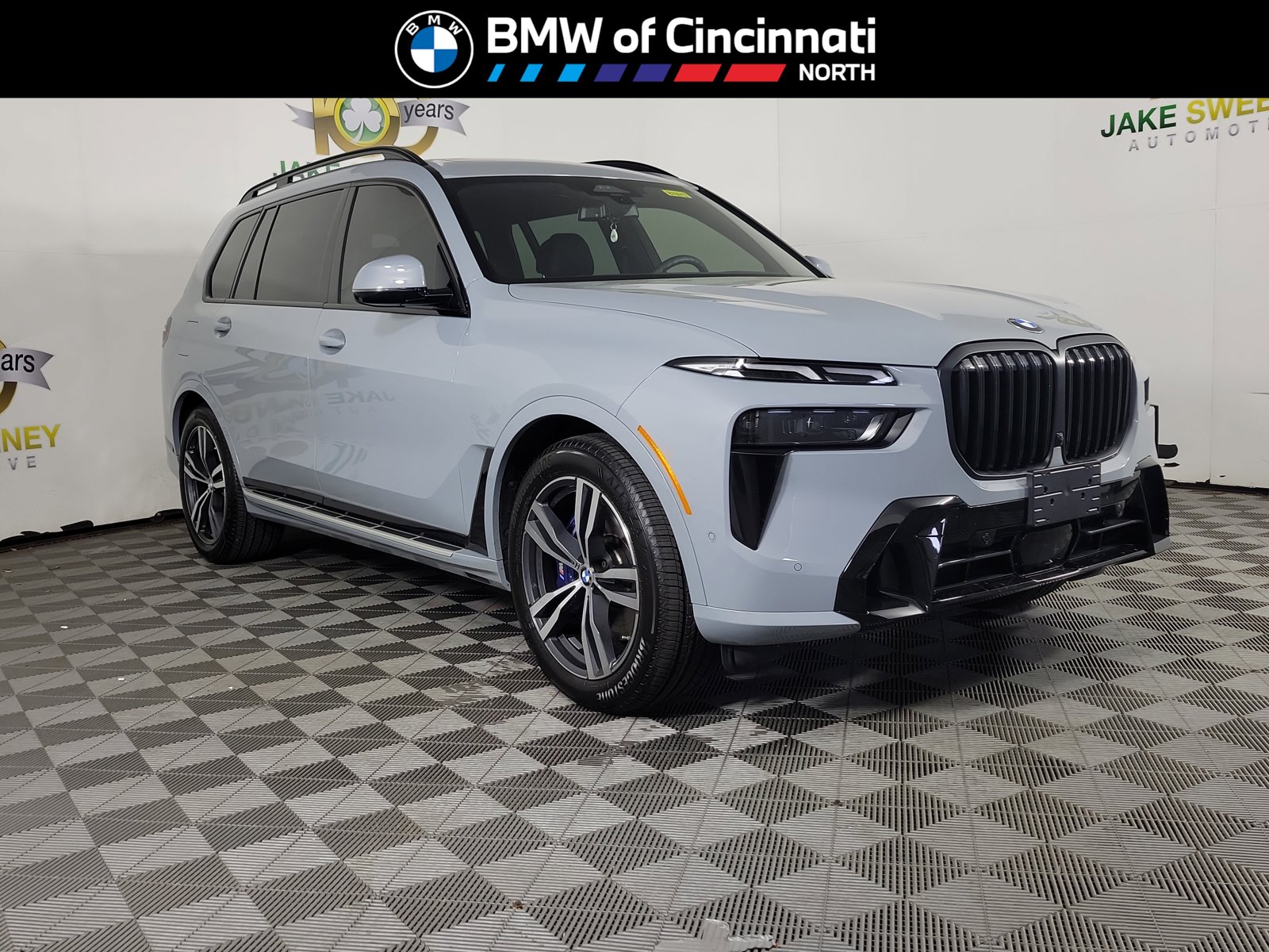 2025 BMW X7 xDrive40i's photo