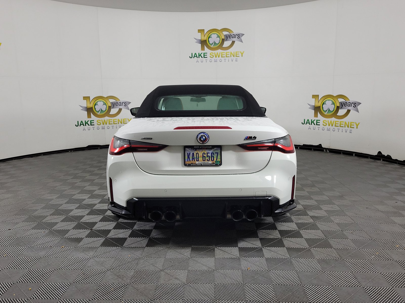 2023 Bmw M4 Competition xDrive Convertible photo 3