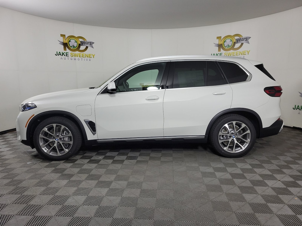 New 2026 BMW X5 xDrive50e SUV