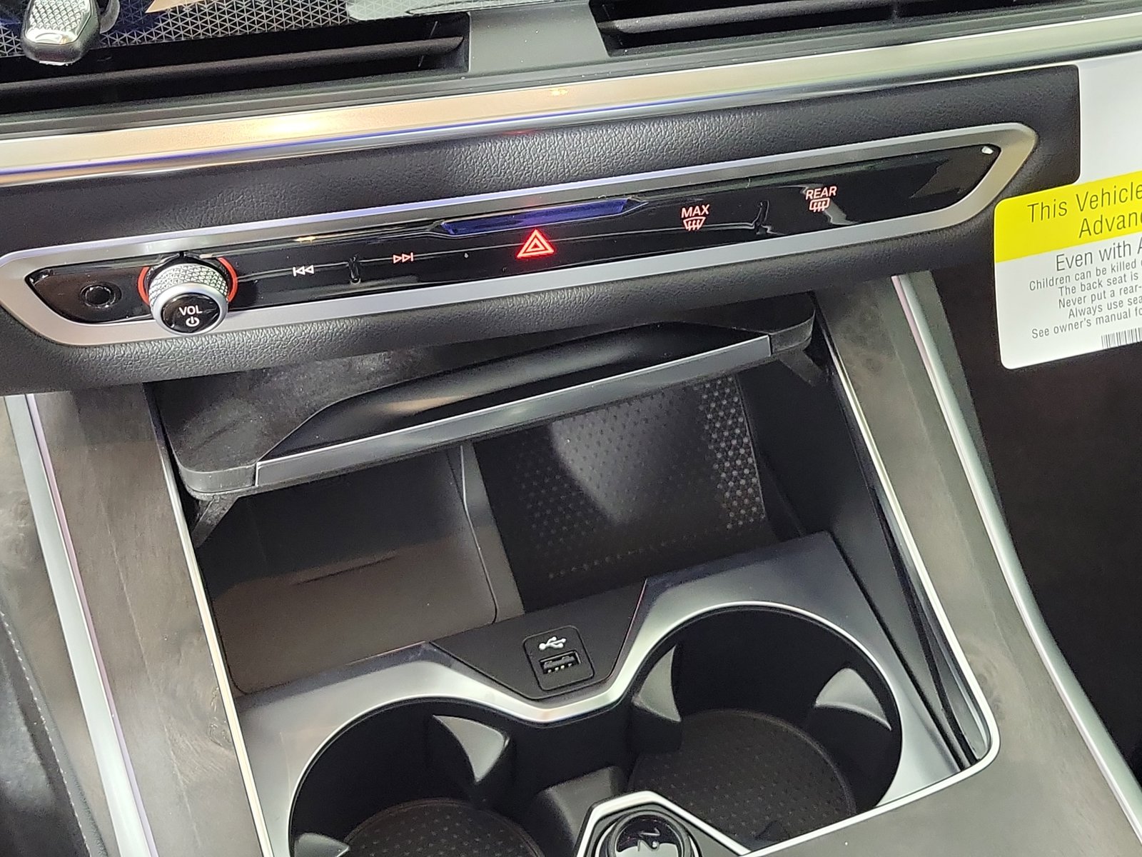 2026 BMW X7 40i - Photo 21