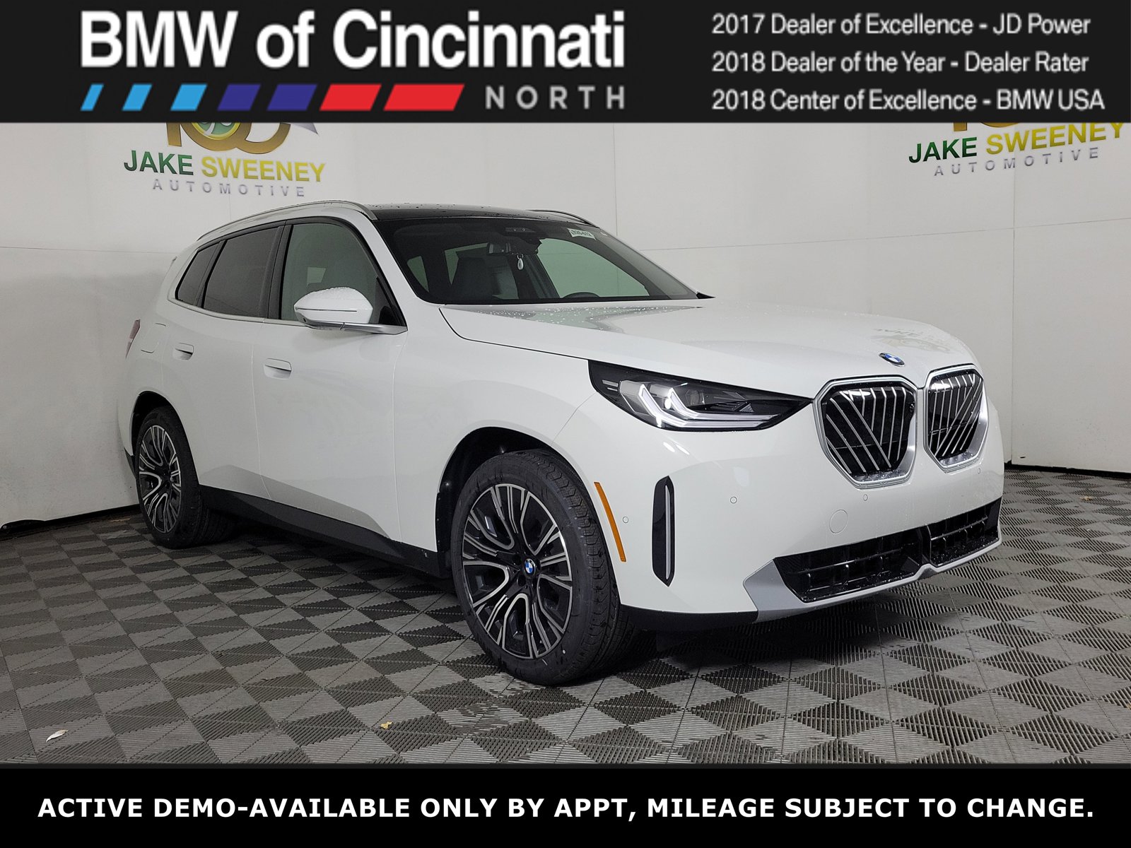 2026 BMW X3 30 XDRIVE's photo