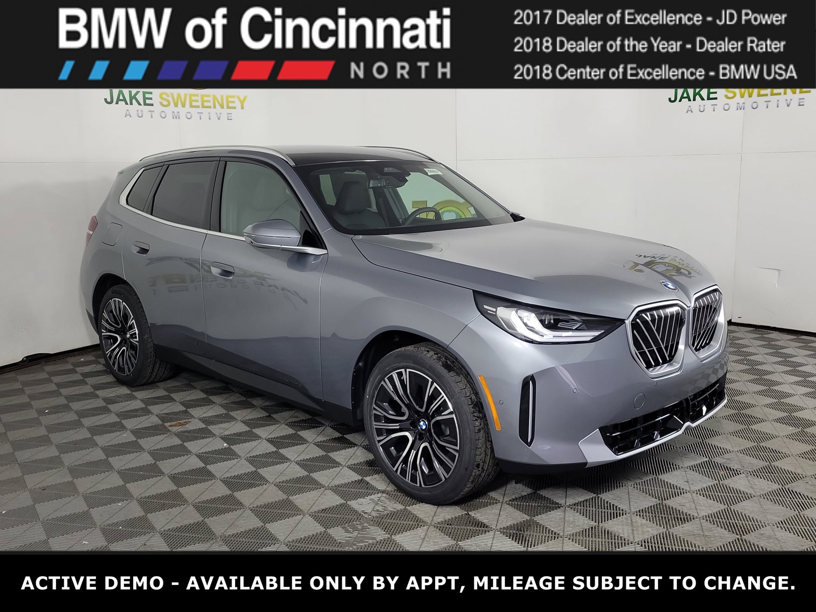 2026 BMW X3 30 XDRIVE's photo