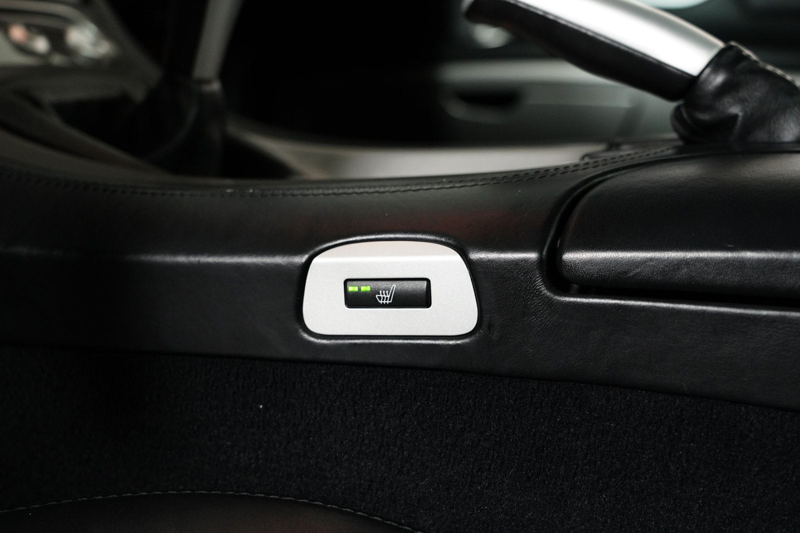 2002 BMW Z8 Base - Photo 32